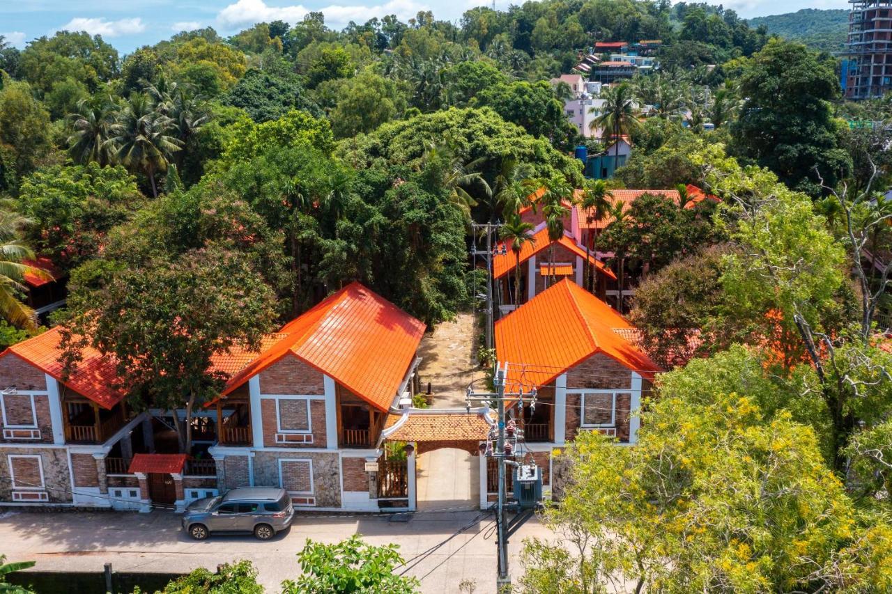 Old Town Resort Phú Quý Zewnętrze zdjęcie